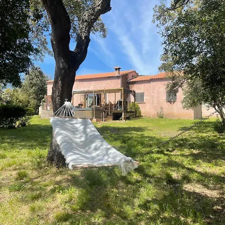 Chez Chris Mare & Macchia Rum i privatbostad