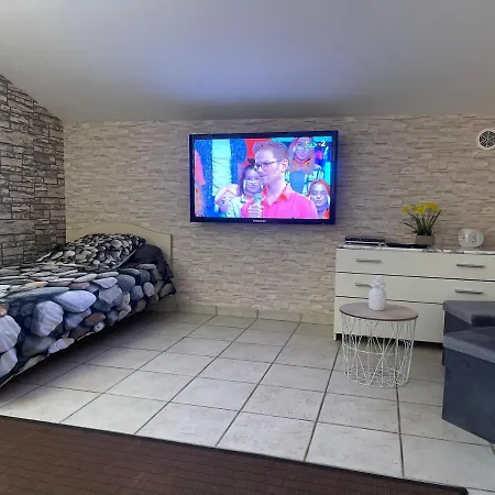 منزل للإقامة Chez Chris Mare & Macchia